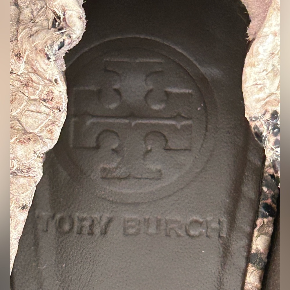 Tory Burch Reva Snakeskin Flats Ballet Beige Brown Gold Logo Size 7.5 - Picture 13 of 16